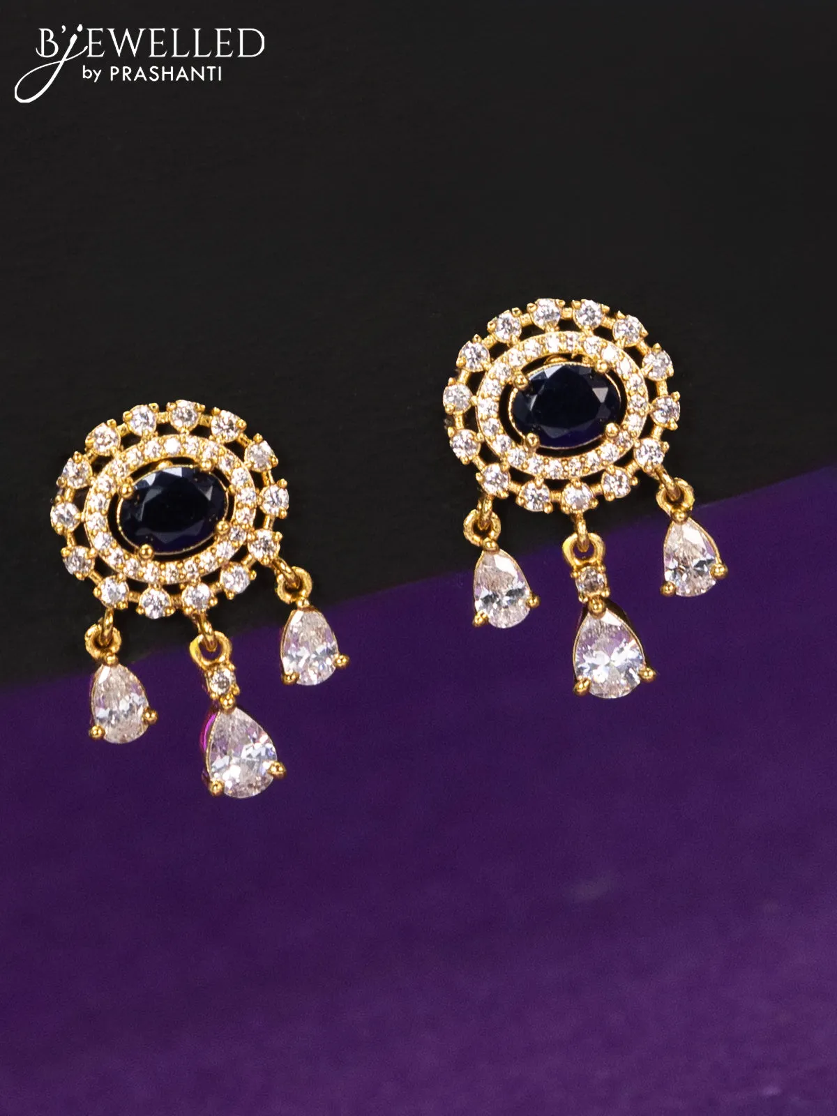 Pearl necklace with sapphire & cz stones and hangings